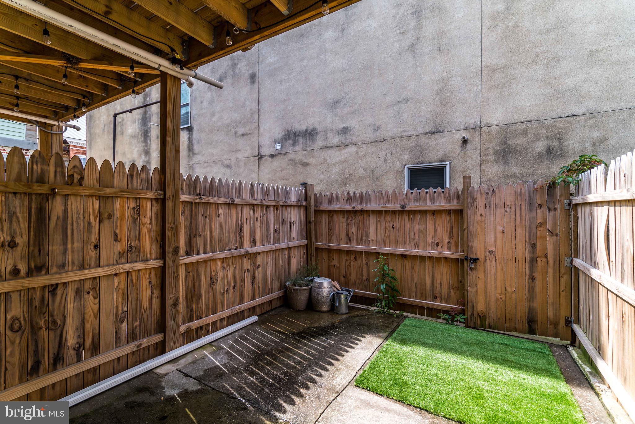 FEDERAL HILL HISTORIC DISTRICT - Residential Lease