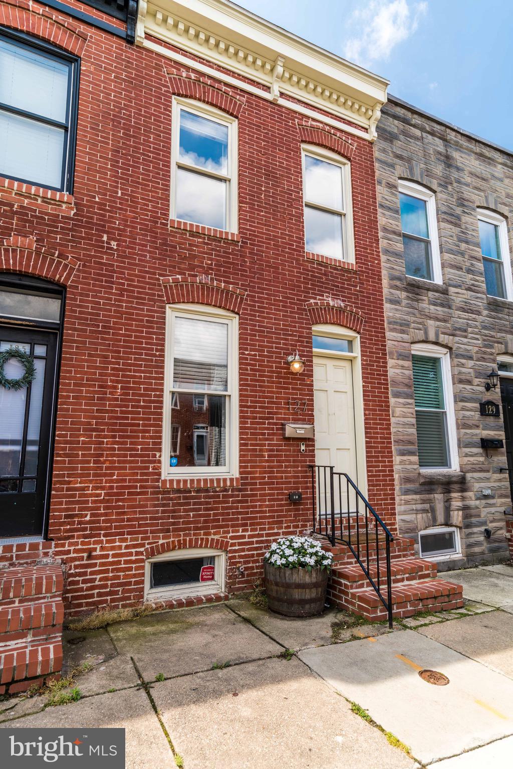 FEDERAL HILL HISTORIC DISTRICT - Residential Lease