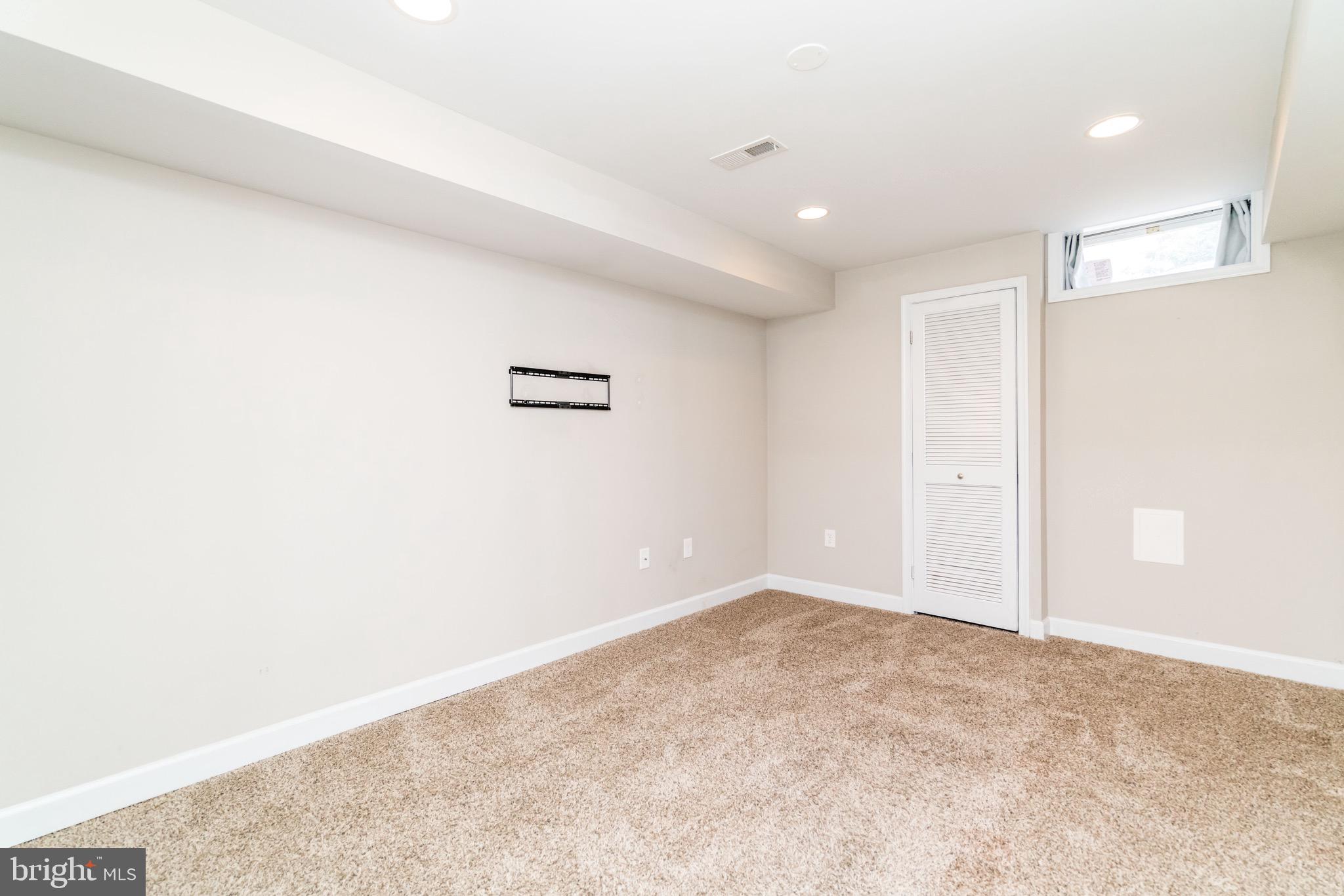 FEDERAL HILL HISTORIC DISTRICT - Residential Lease