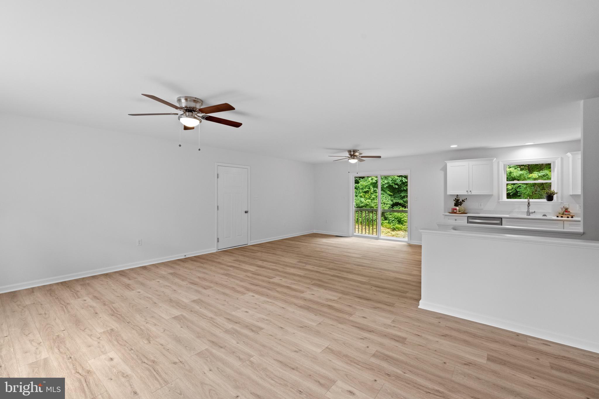 RIVER VIEW PARK - Residential