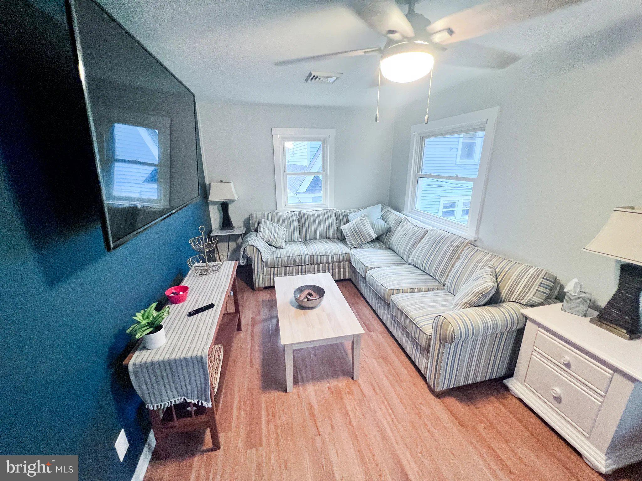 17 E CONNECTICUT AVENUE 2ND FLOOR