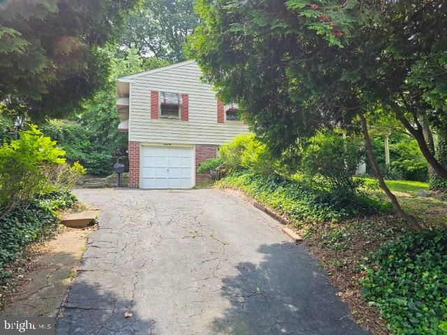 WILLOW RUN - Residential