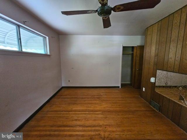 WILLOW RUN - Residential