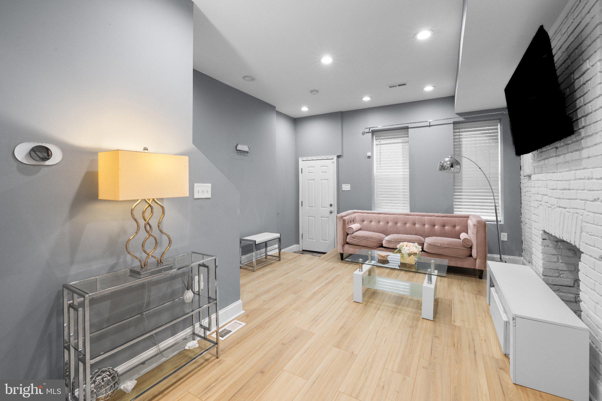 1007 BENNETT PLACE