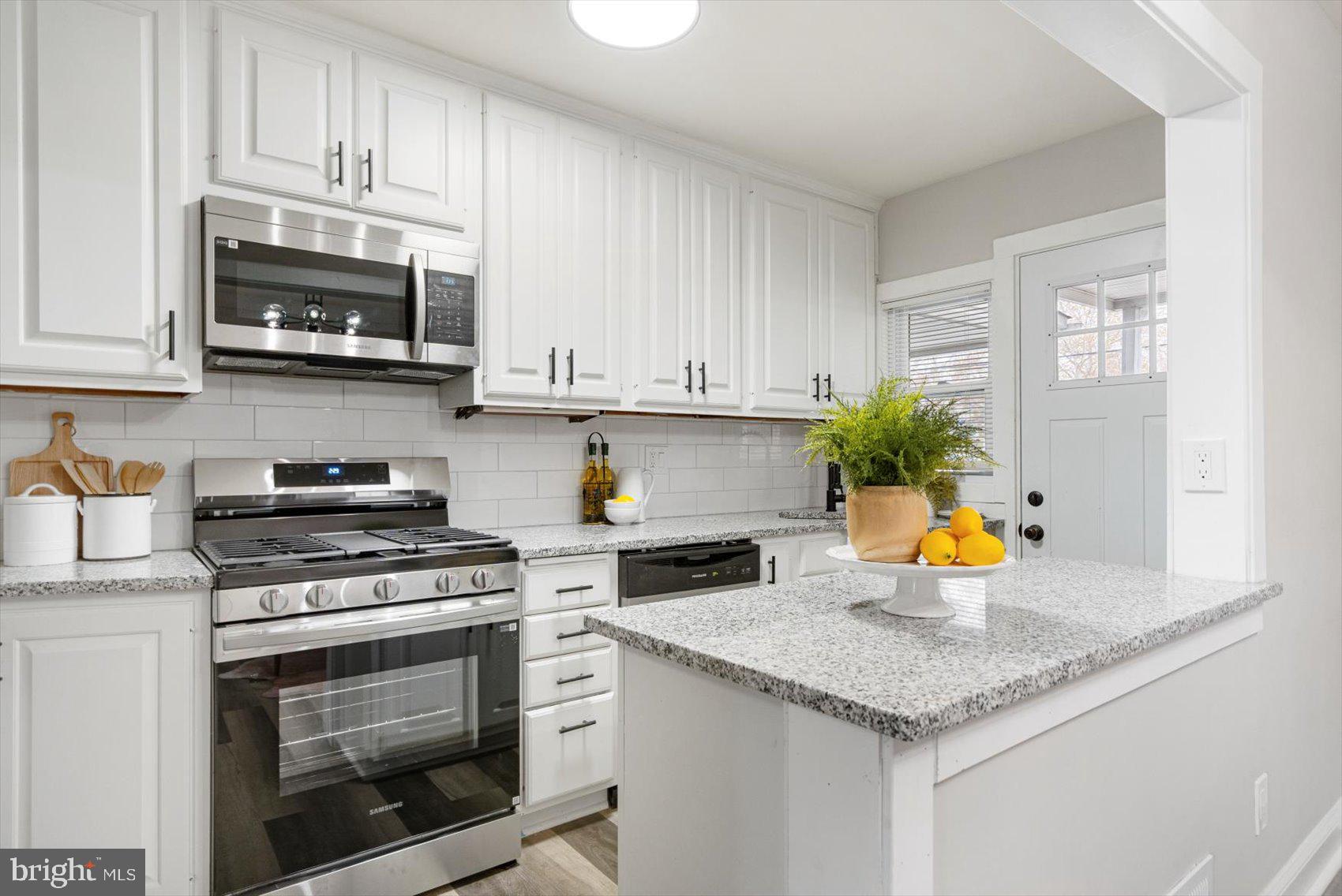 DELVALE - Residential