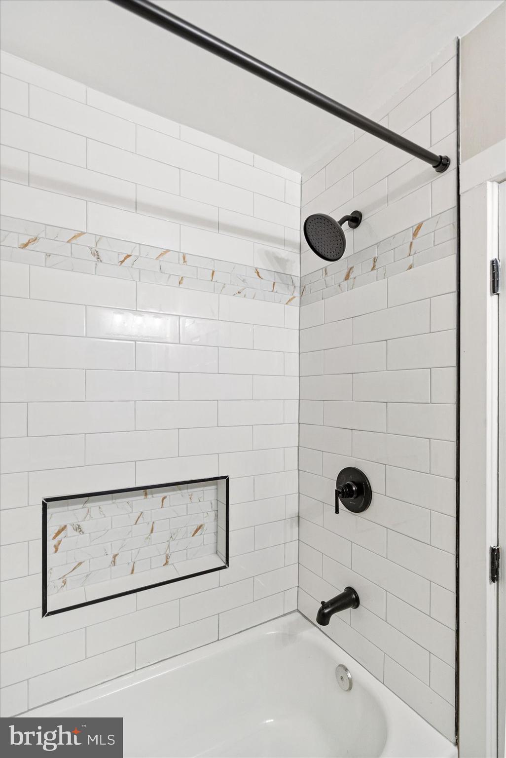 DELVALE - Residential