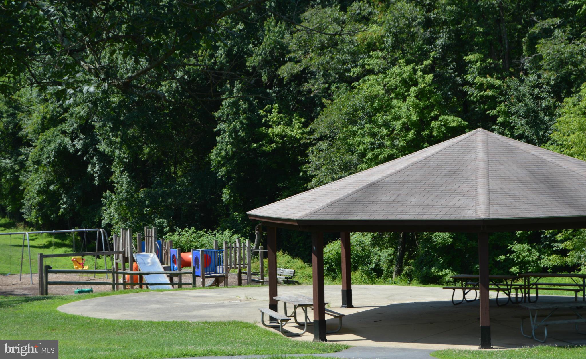 WEST FAIRLAND ESTATES - Residential Lease