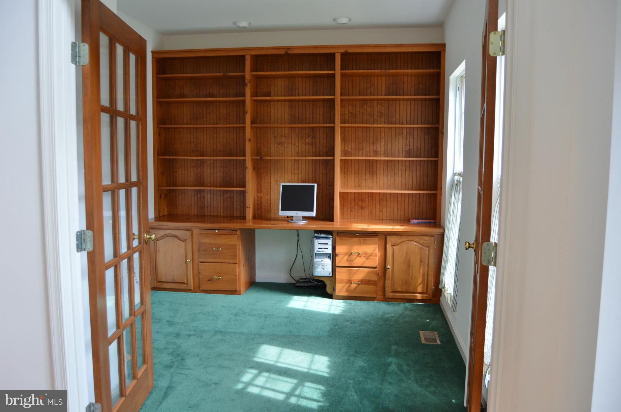 WEST FAIRLAND ESTATES - Residential Lease