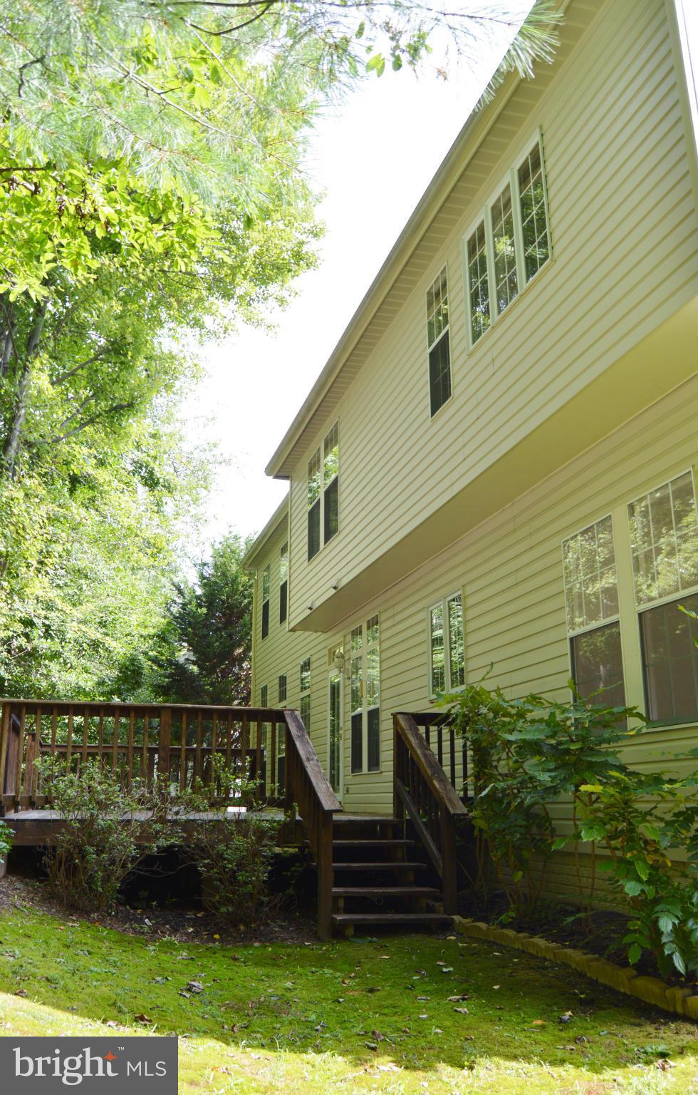 WEST FAIRLAND ESTATES - Residential Lease