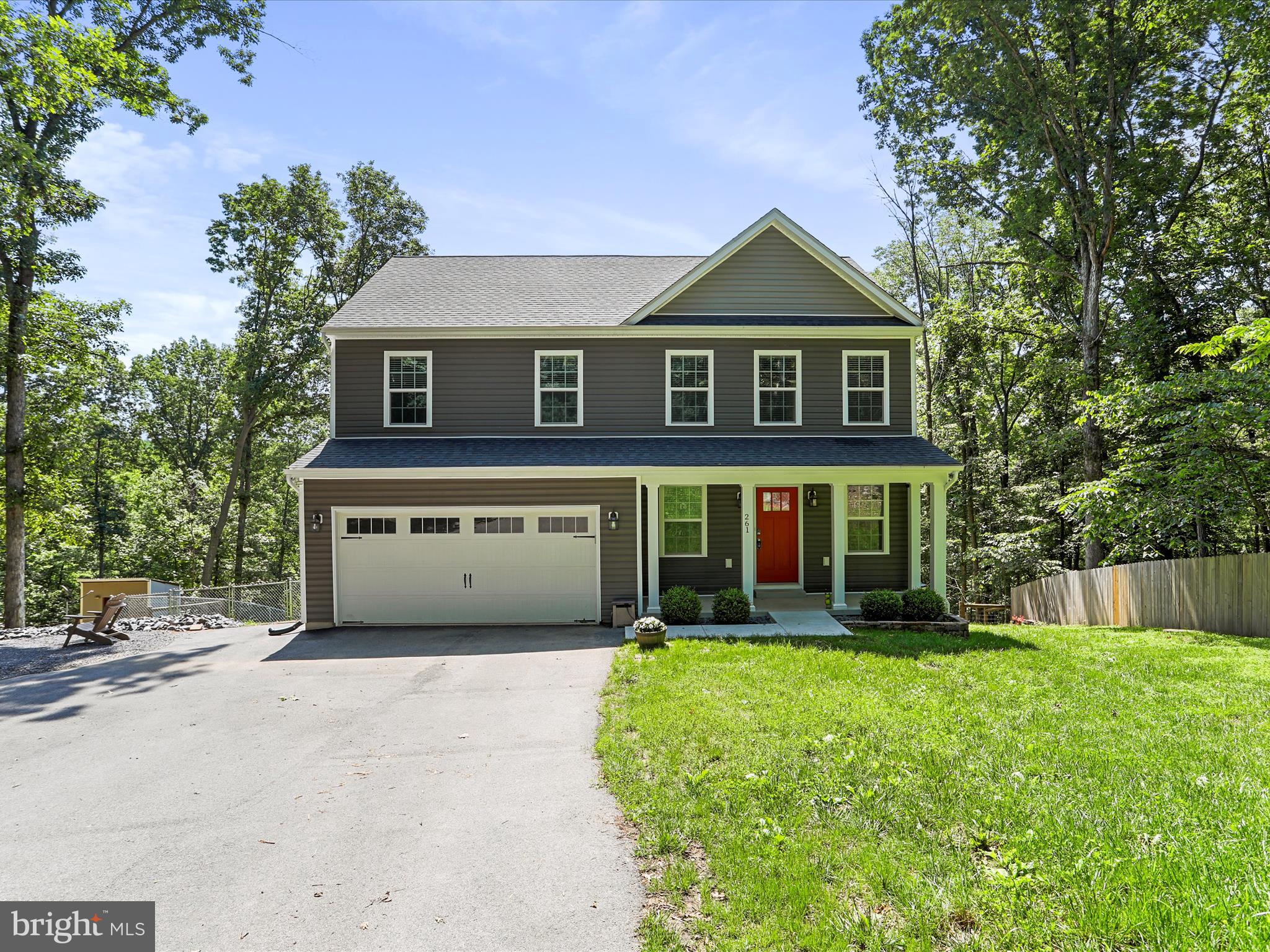 MEADOWS OF ARDEN - Residential