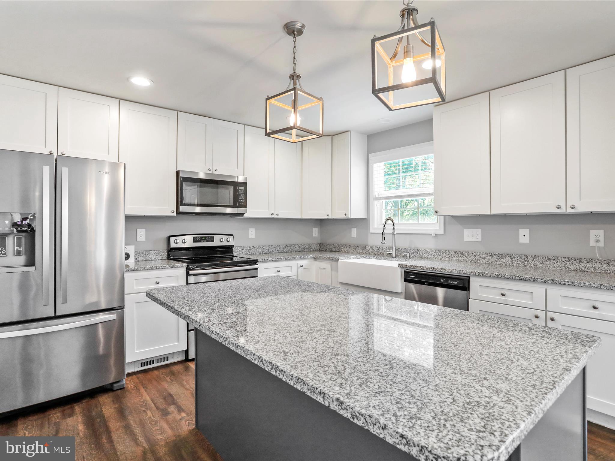 MEADOWS OF ARDEN - Residential