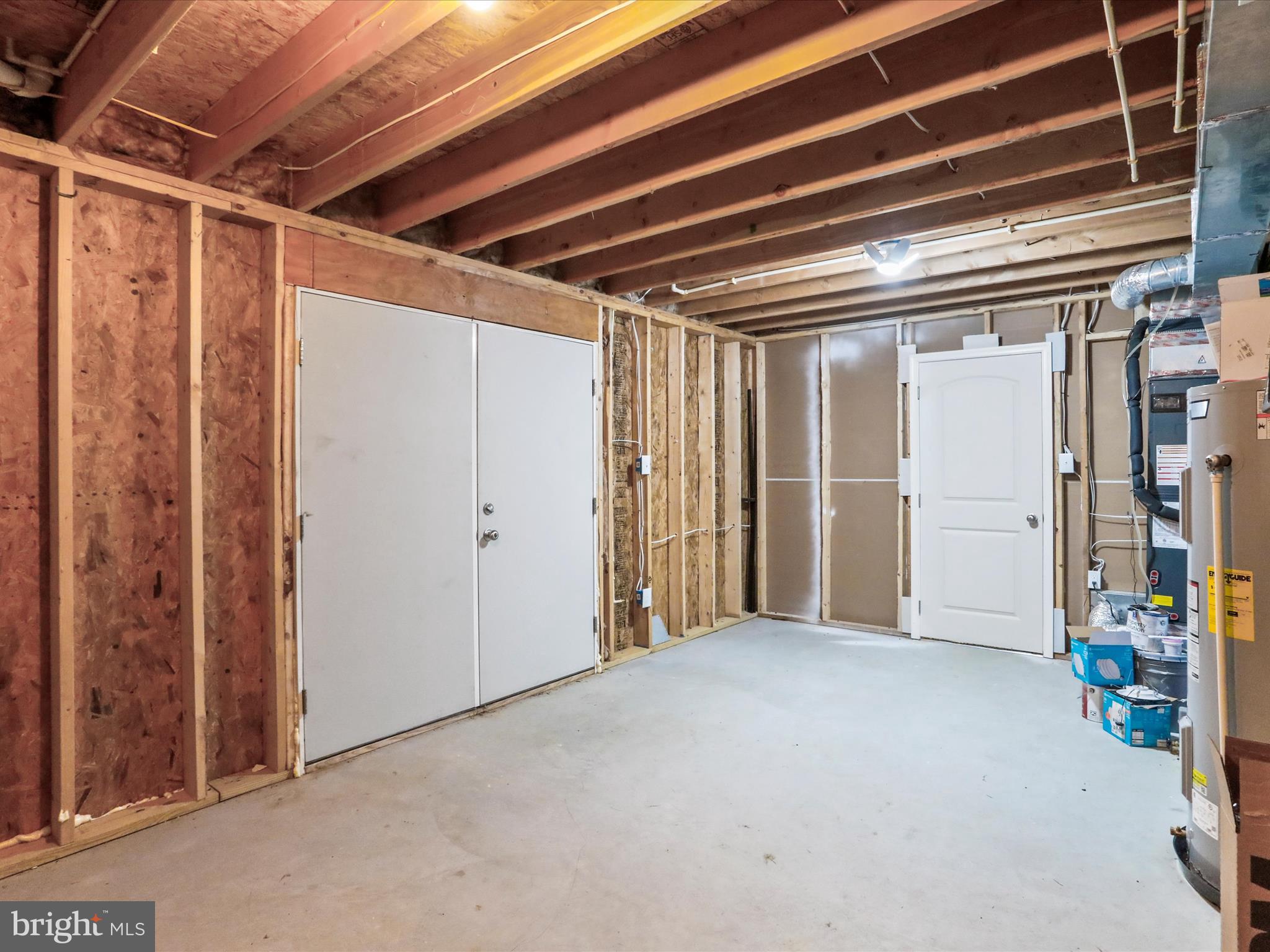 MEADOWS OF ARDEN - Residential