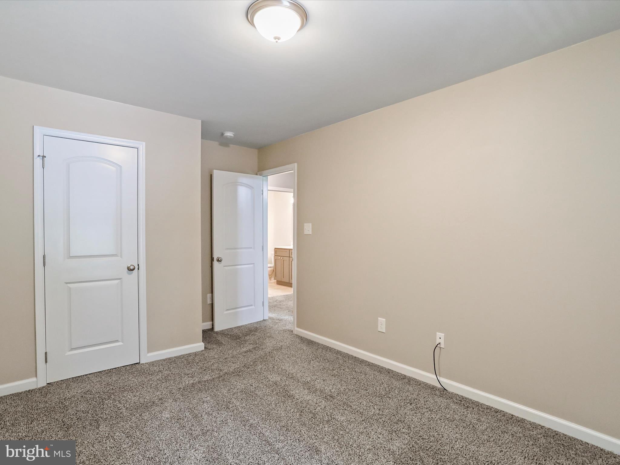 MEADOWS OF ARDEN - Residential