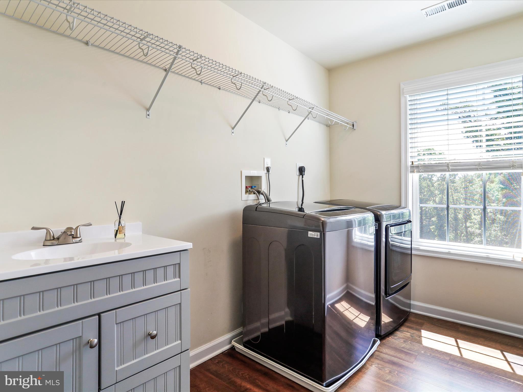 MEADOWS OF ARDEN - Residential