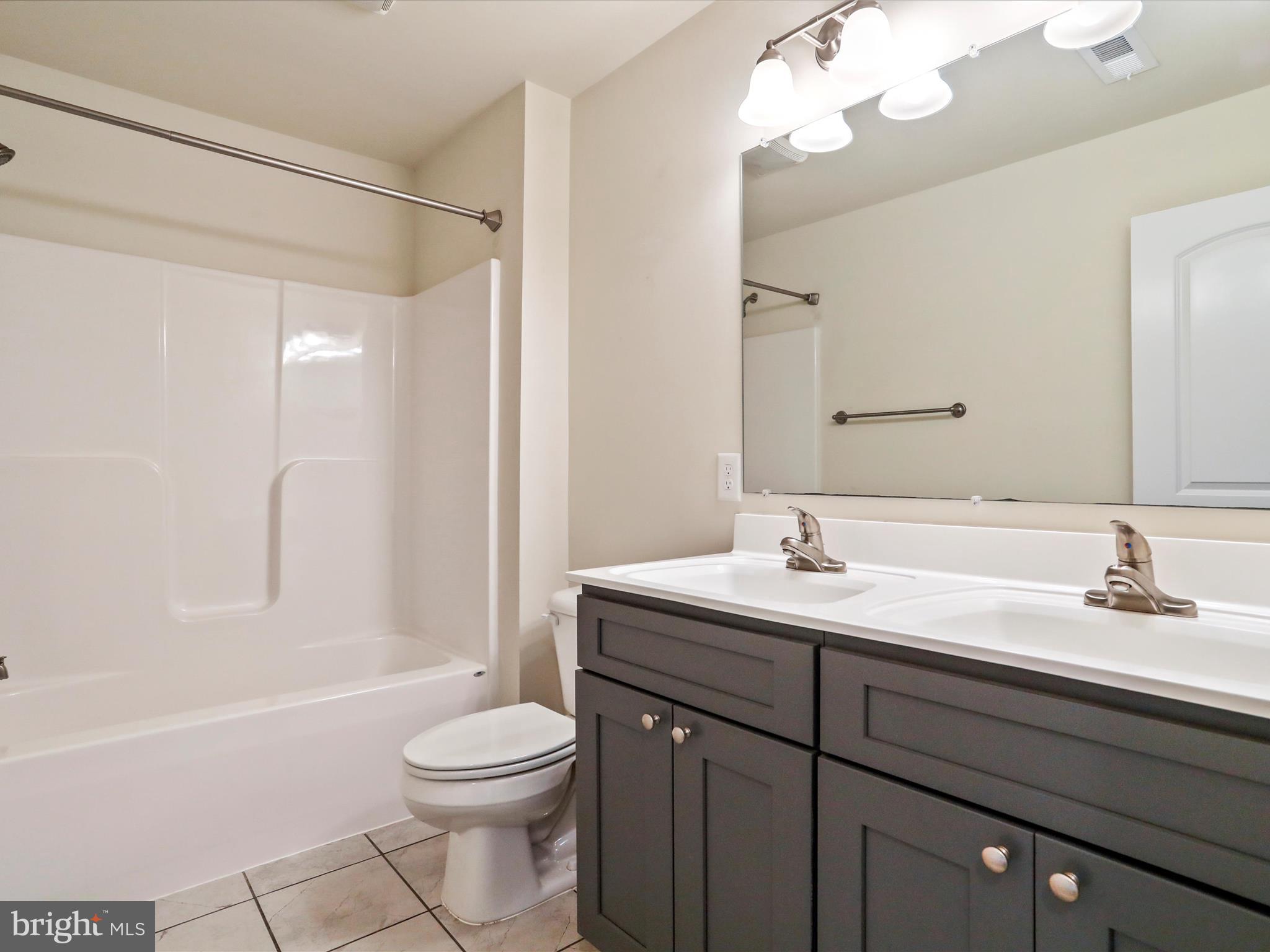 MEADOWS OF ARDEN - Residential