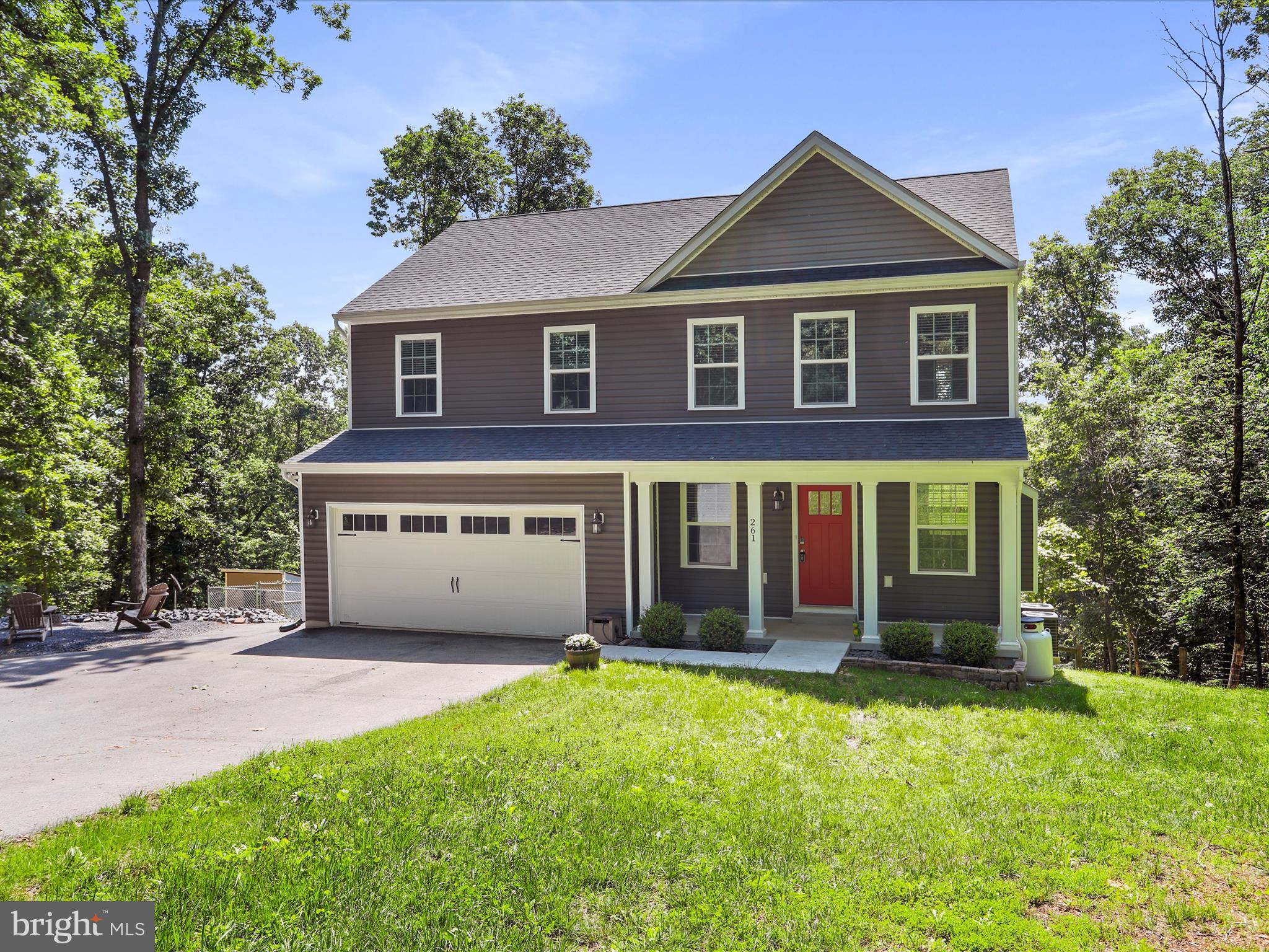 MEADOWS OF ARDEN - Residential