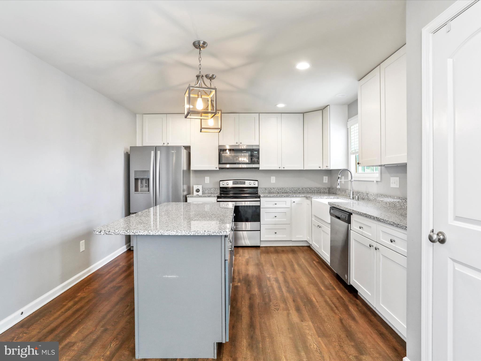 MEADOWS OF ARDEN - Residential