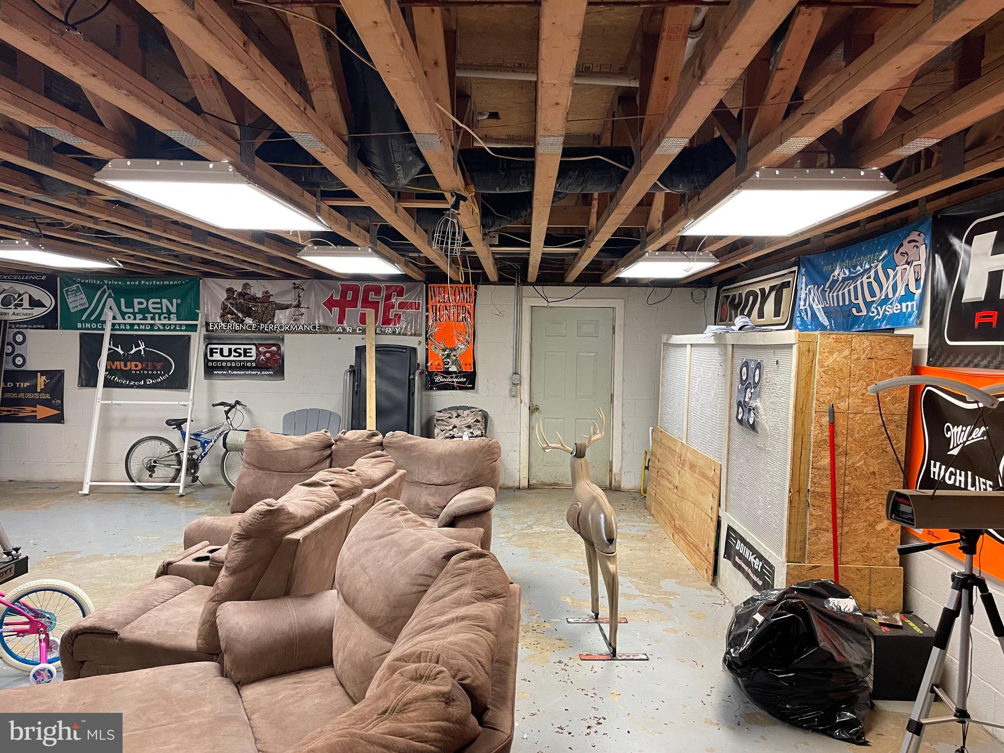 OGDEN FARM MEADOWS - Residential