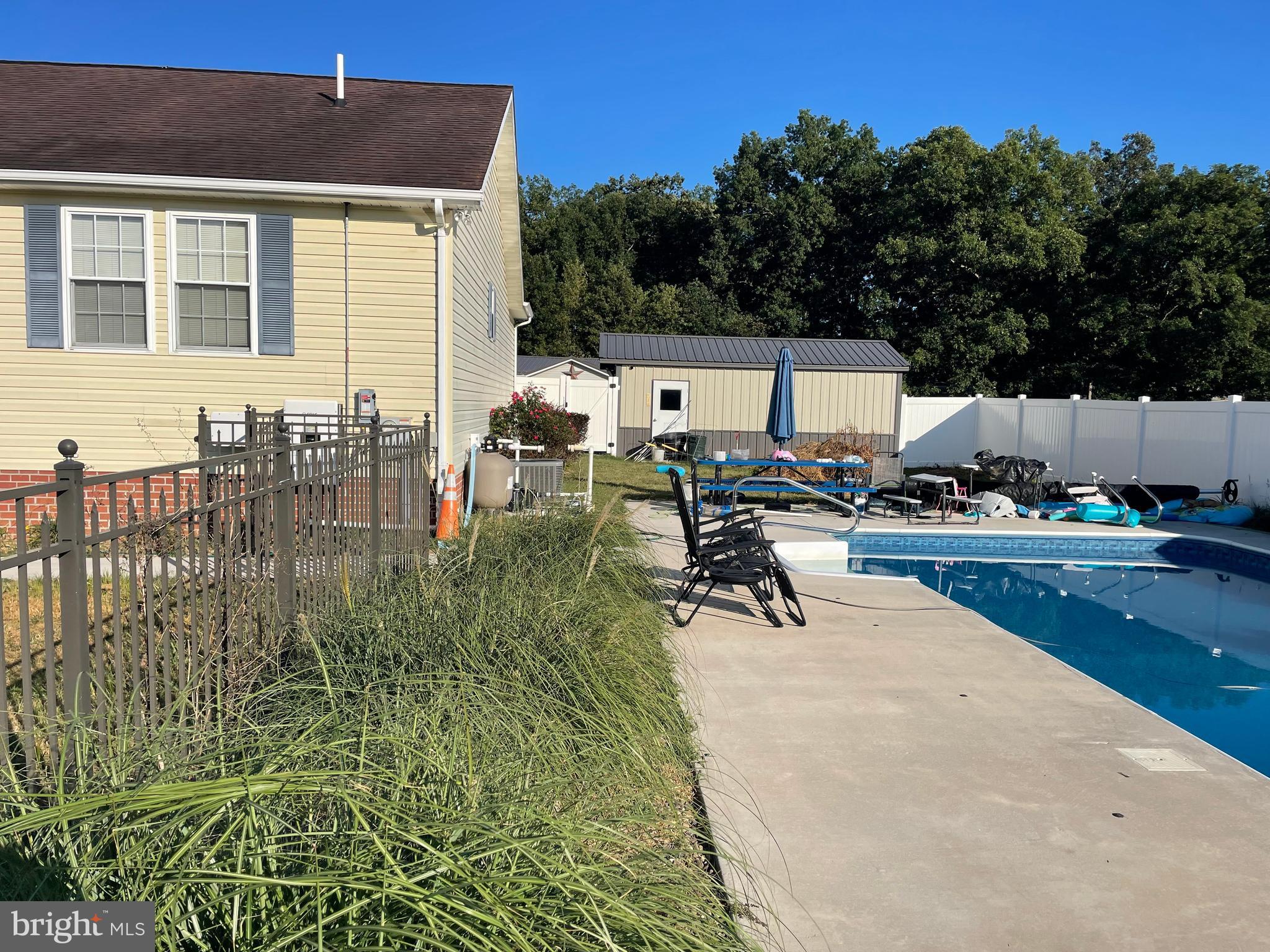 OGDEN FARM MEADOWS - Residential