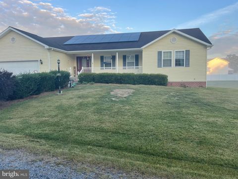 Homes For Sale - 140 Jacob Drive<br/> MOOREFIELD, WV 26836