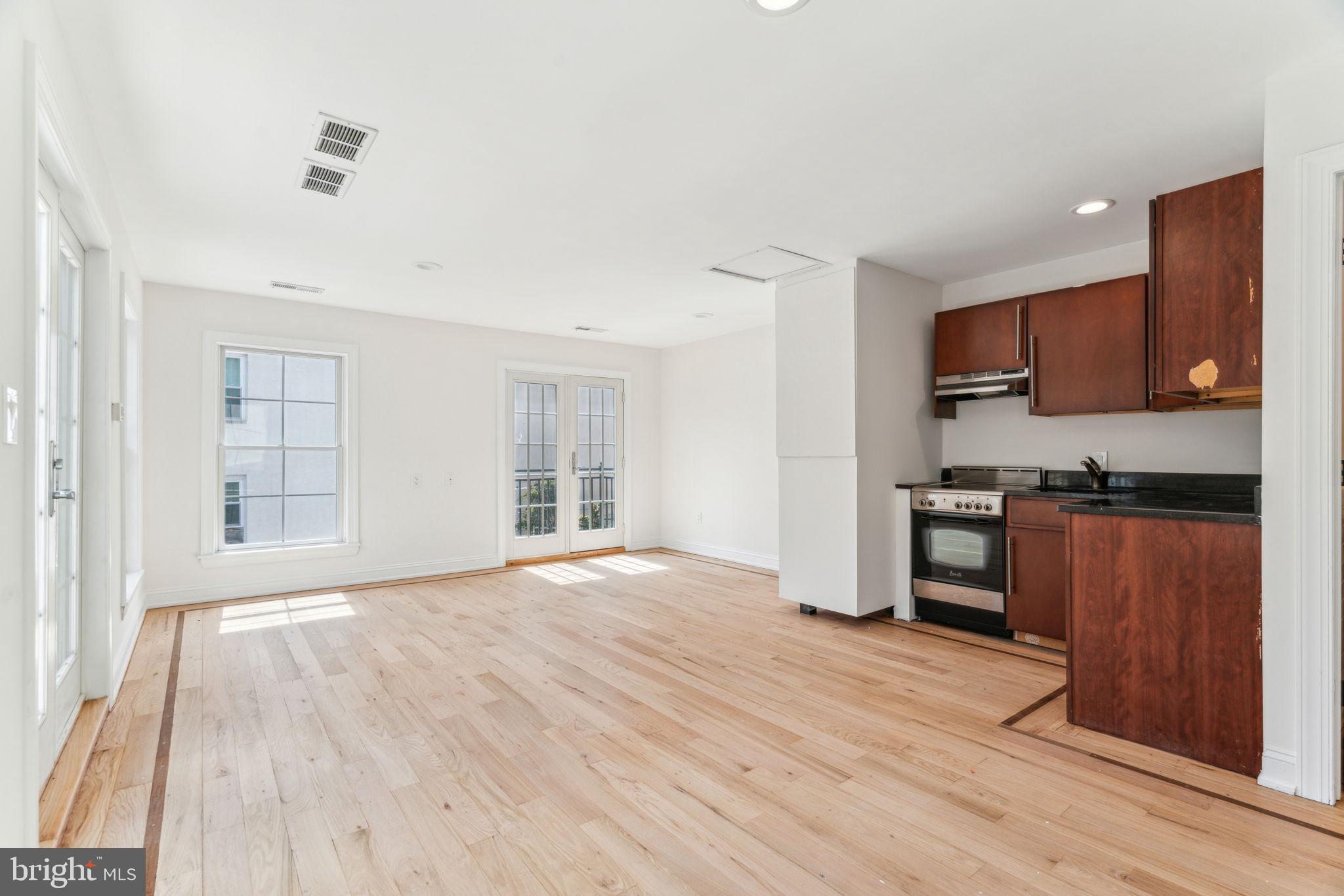 FAIRMOUNT - Residential