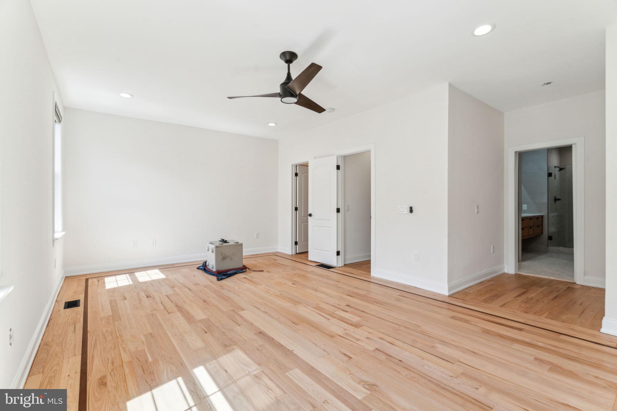 FAIRMOUNT - Residential