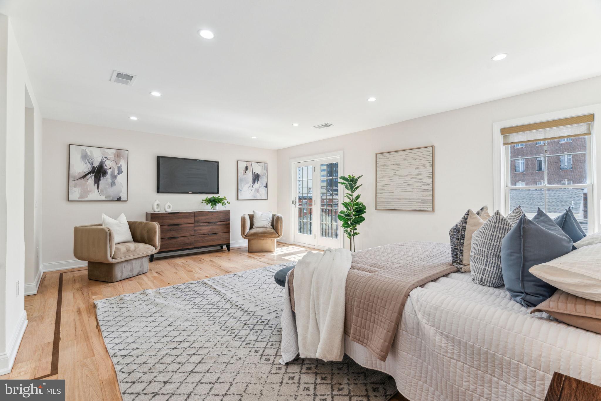 FAIRMOUNT - Residential