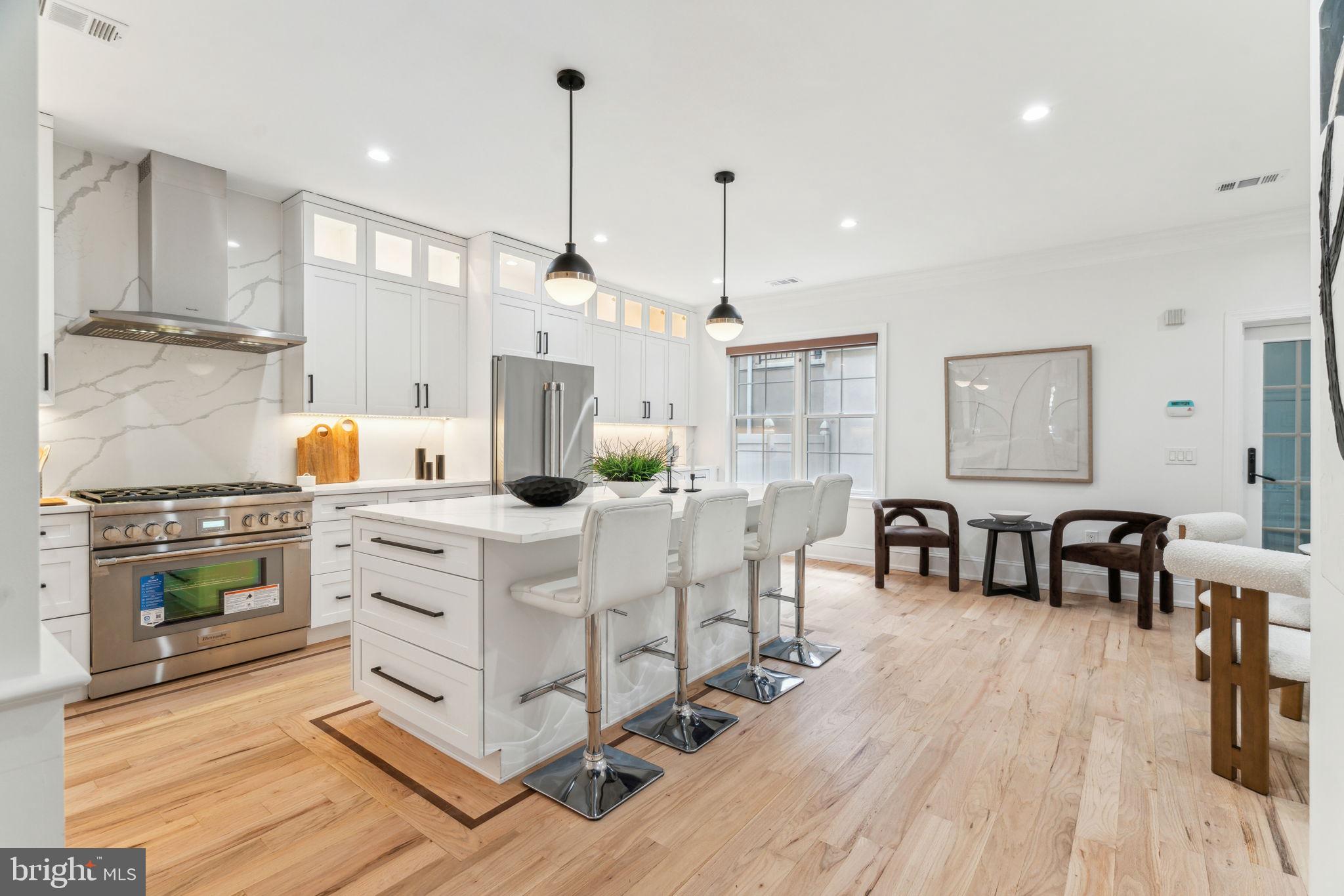 FAIRMOUNT - Residential