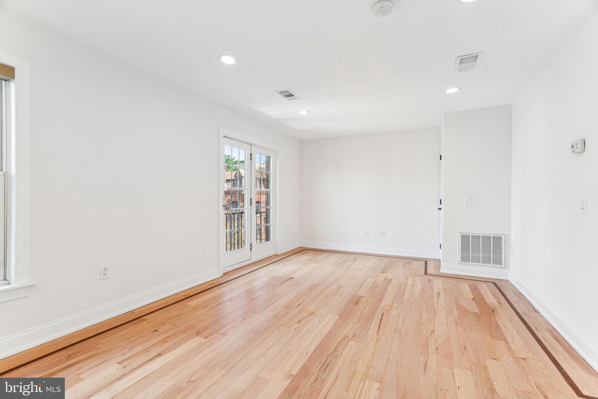 FAIRMOUNT - Residential