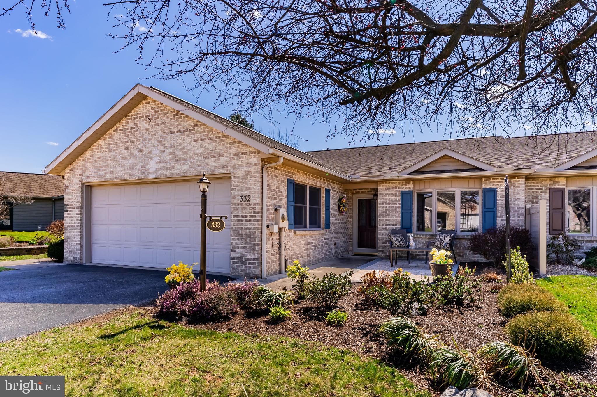 MAPLE RUN - Residential