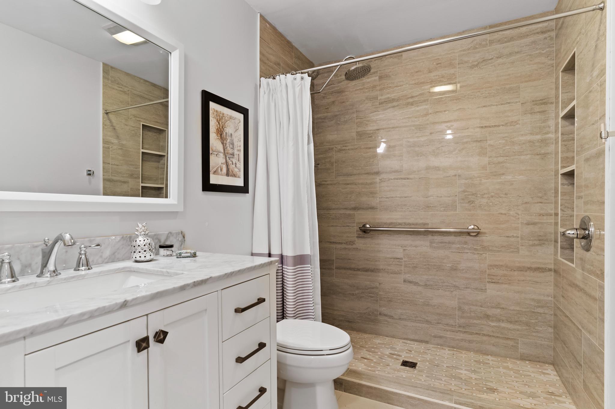 MAPLE RUN - Residential