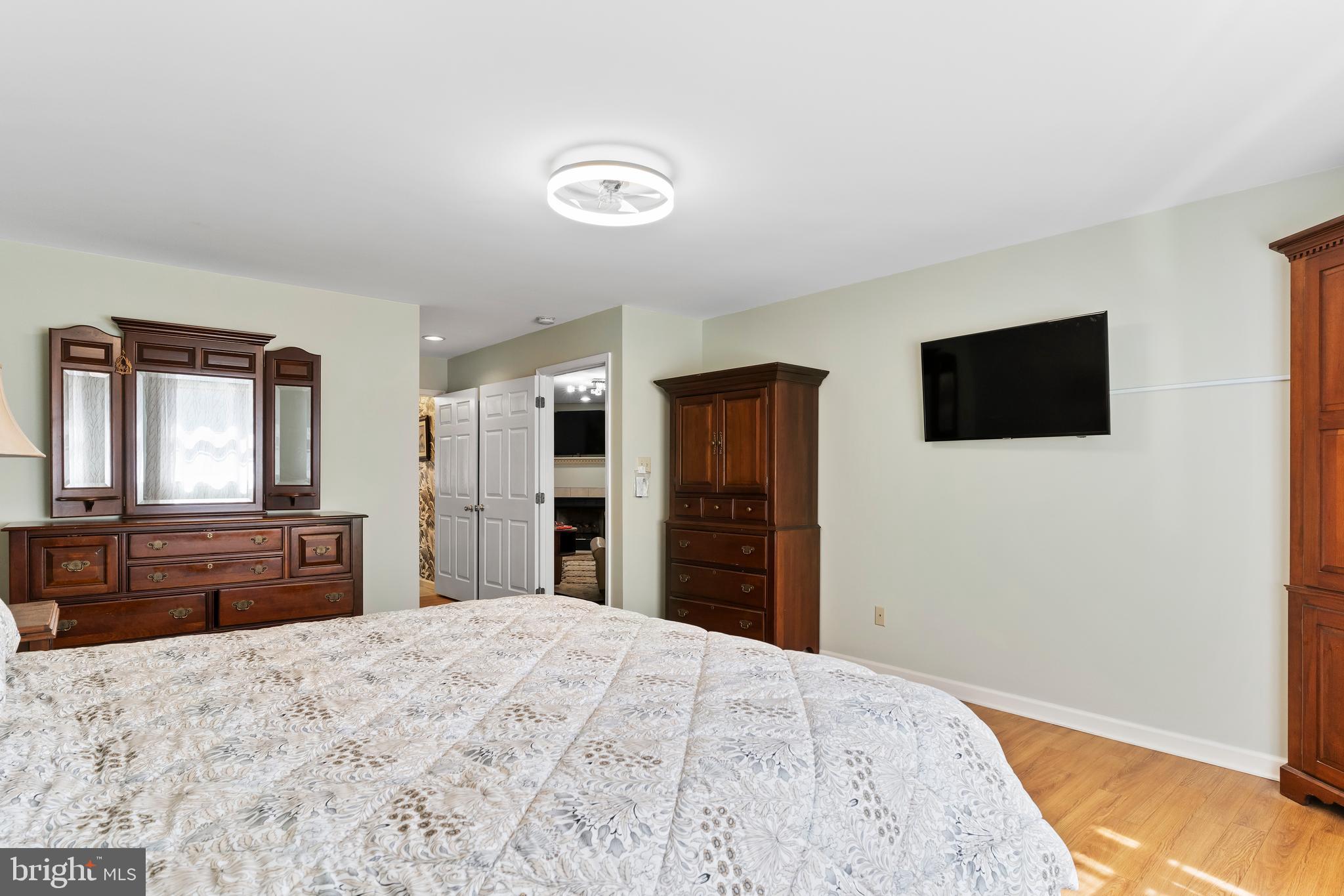 MAPLE RUN - Residential