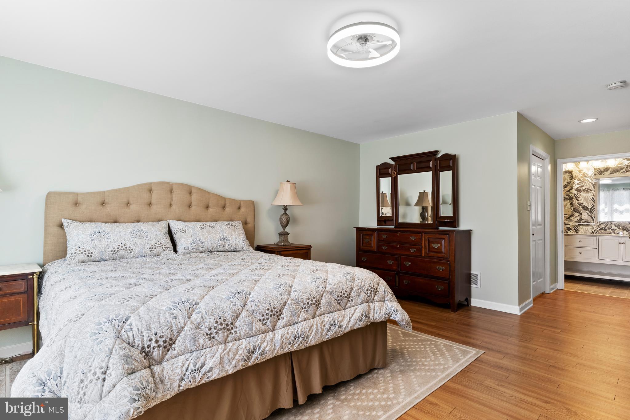 MAPLE RUN - Residential