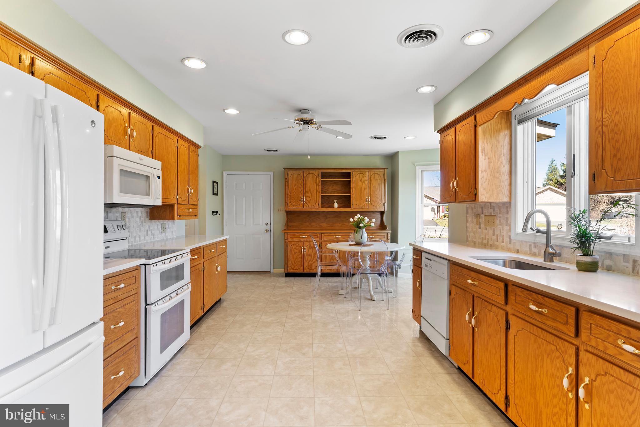 MAPLE RUN - Residential