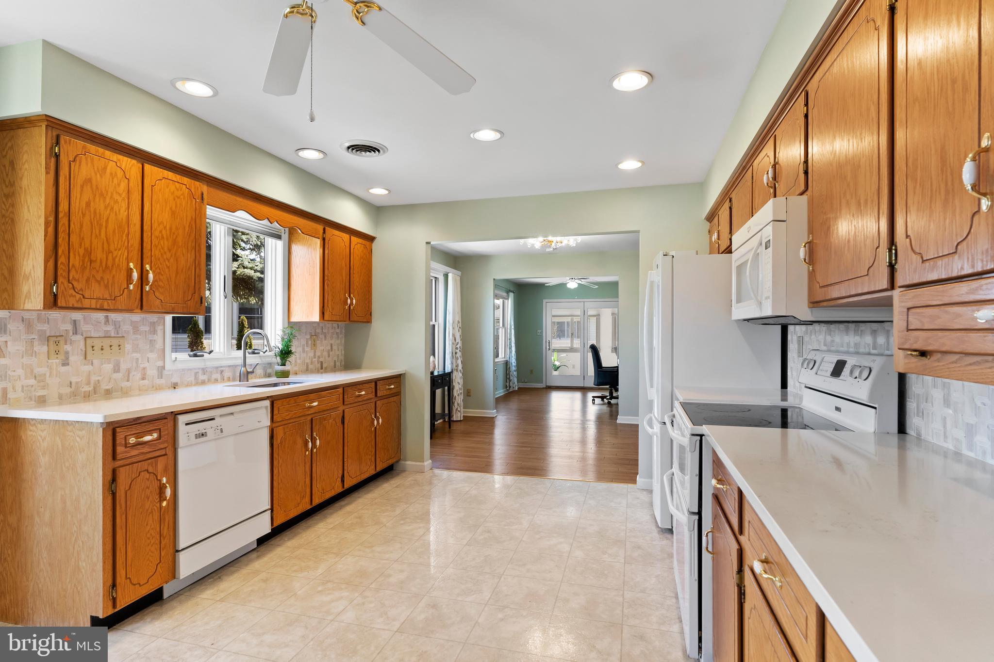 MAPLE RUN - Residential