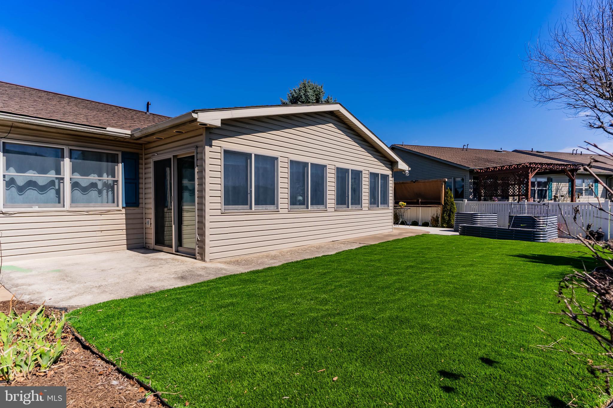 MAPLE RUN - Residential