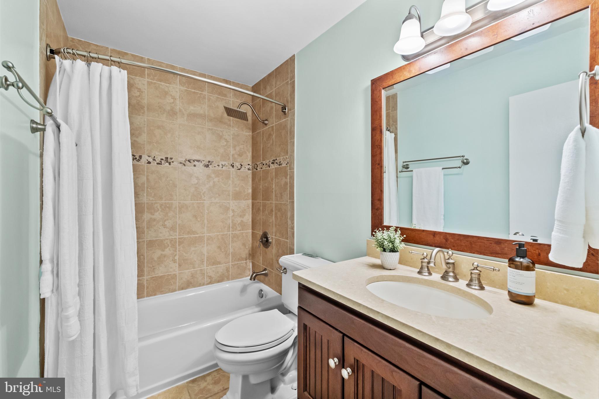 WILLOW POINT - Residential
