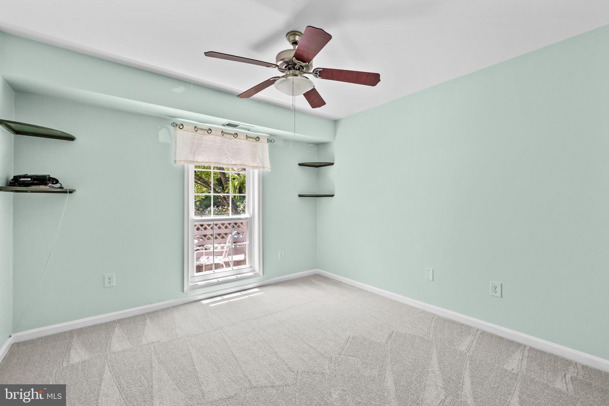 WILLOW POINT - Residential