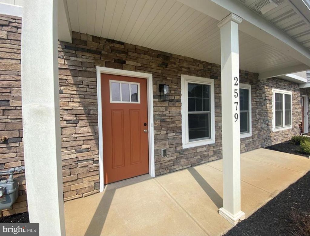 Photo of 2563 CAMAS LN #LOT 94, EAST PETERSBURG, PA 17520 (MLS # PALA2025028)