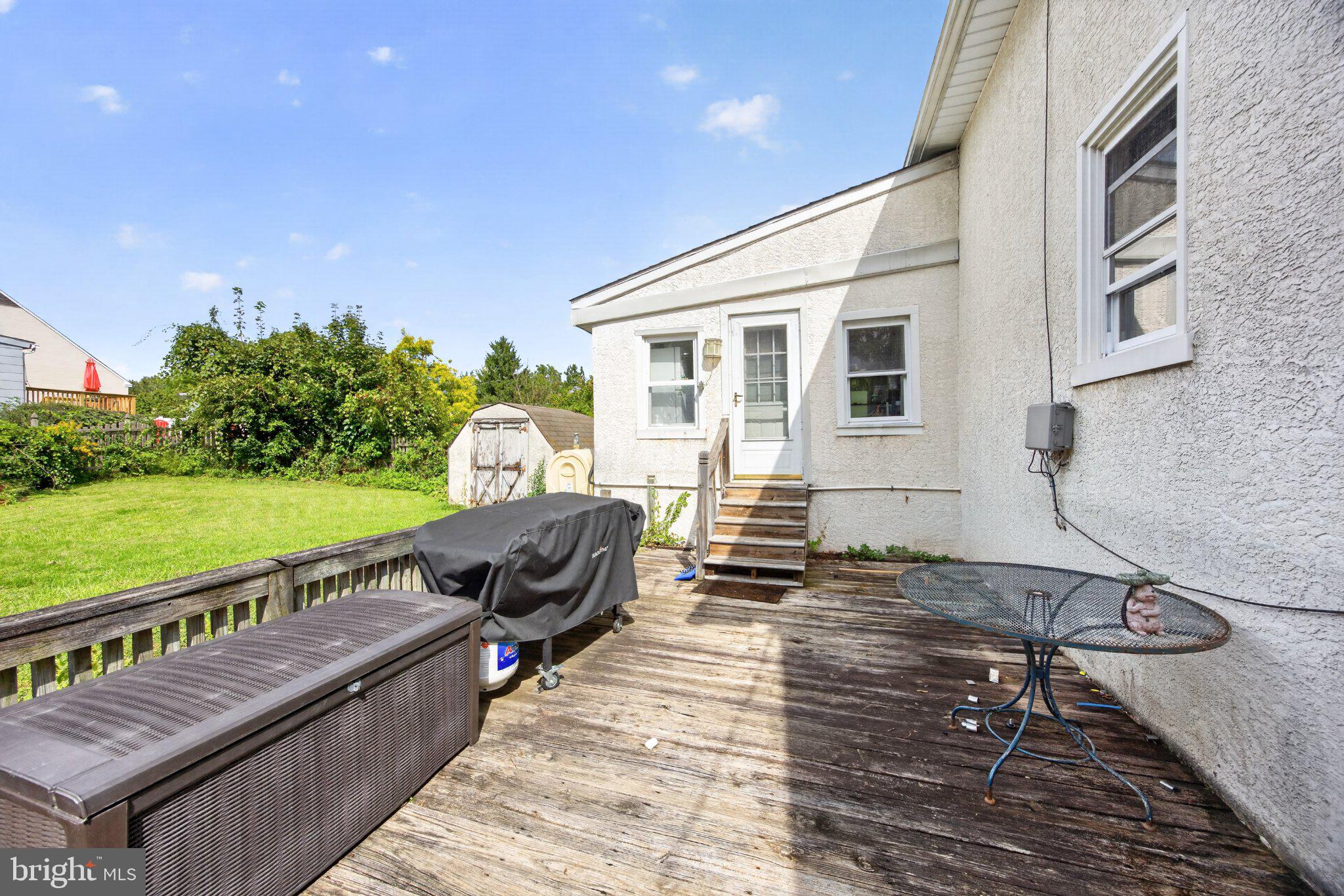 1003 LIVINGSTON AVENUE