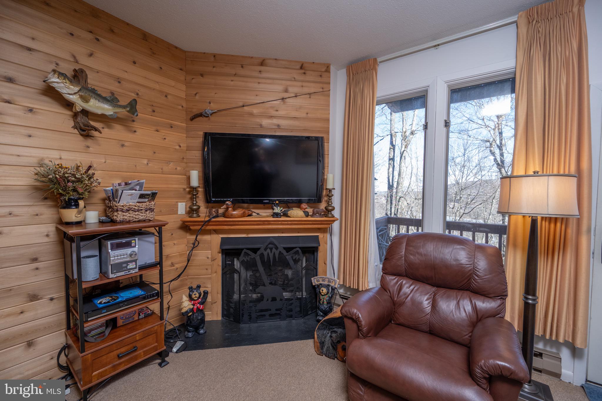 VILLAGES OF WISP - Residential