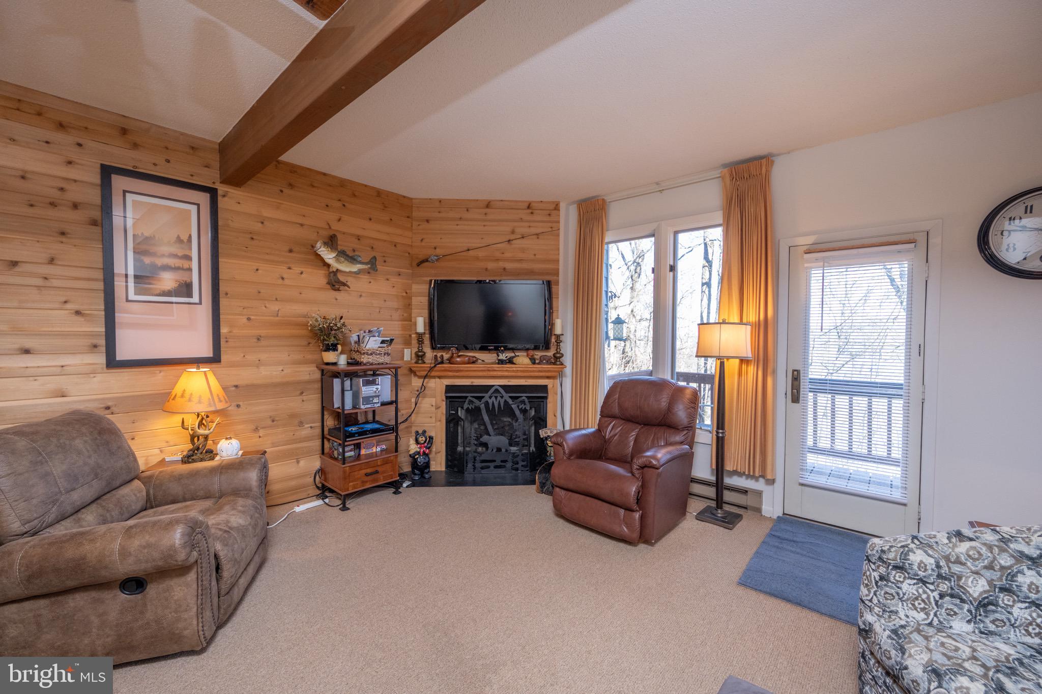 VILLAGES OF WISP - Residential