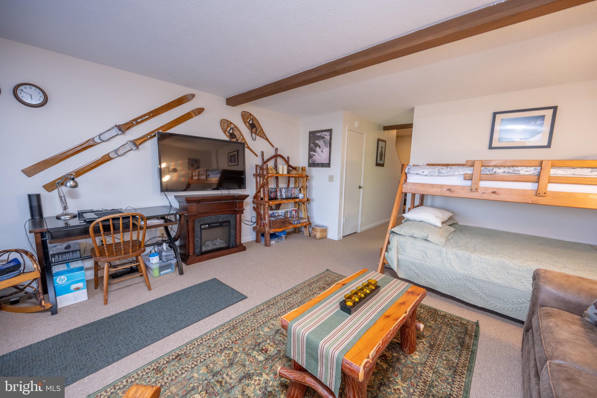 VILLAGES OF WISP - Residential