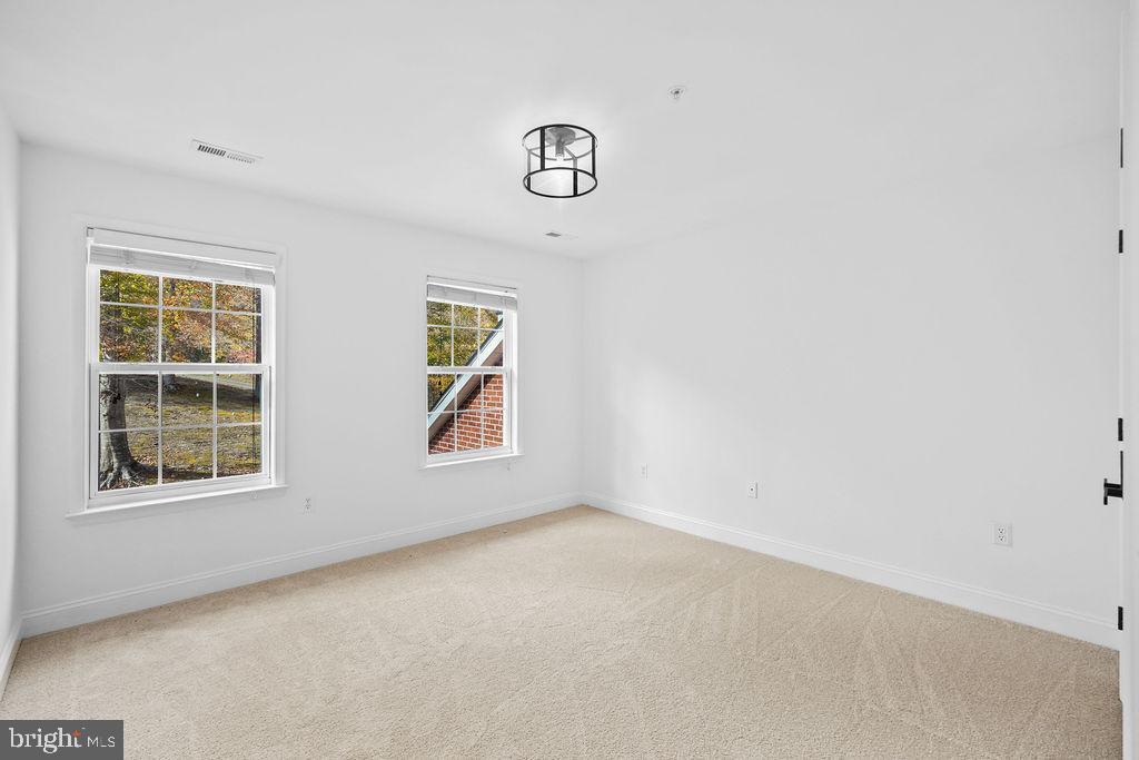 MANSFIELD - Residential