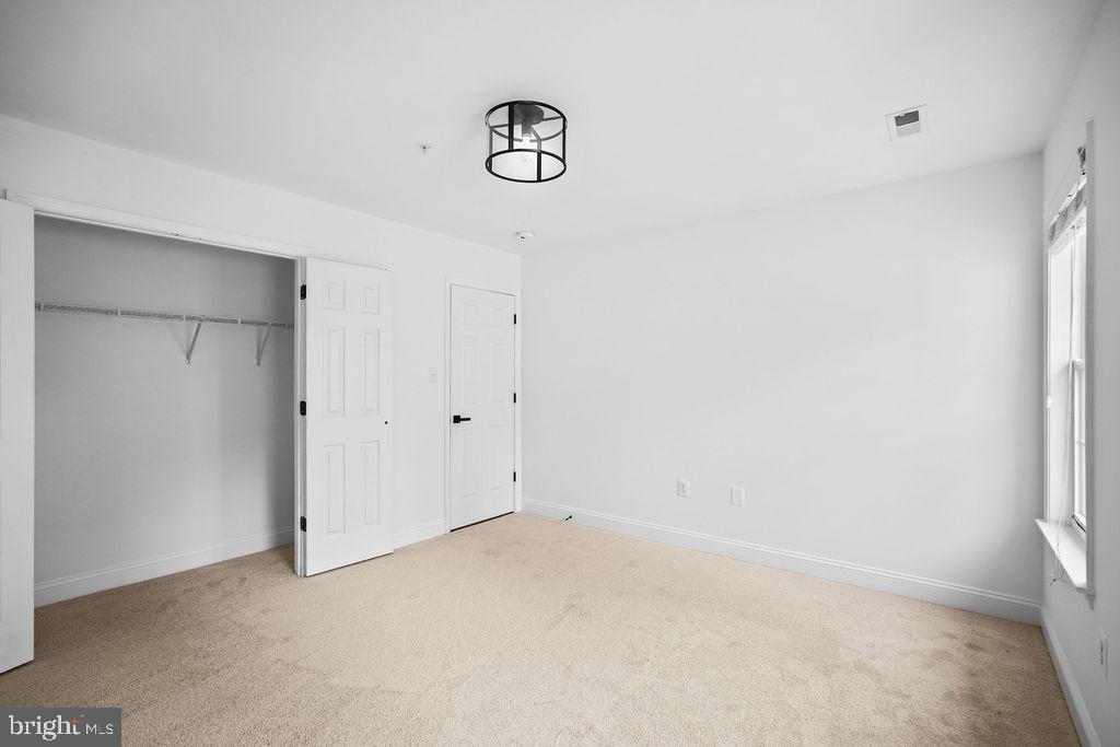 MANSFIELD - Residential