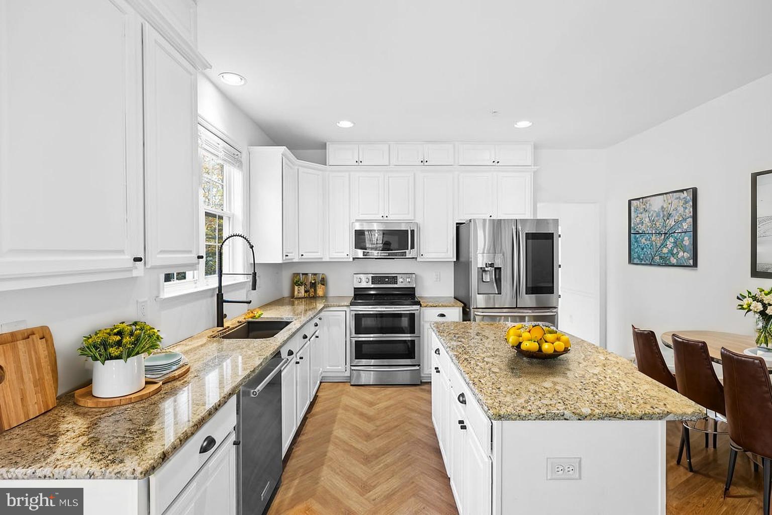 MANSFIELD - Residential