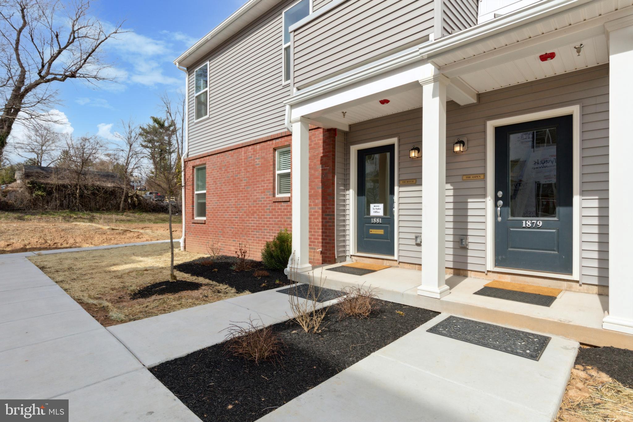 ARBOR PLACE - Residential