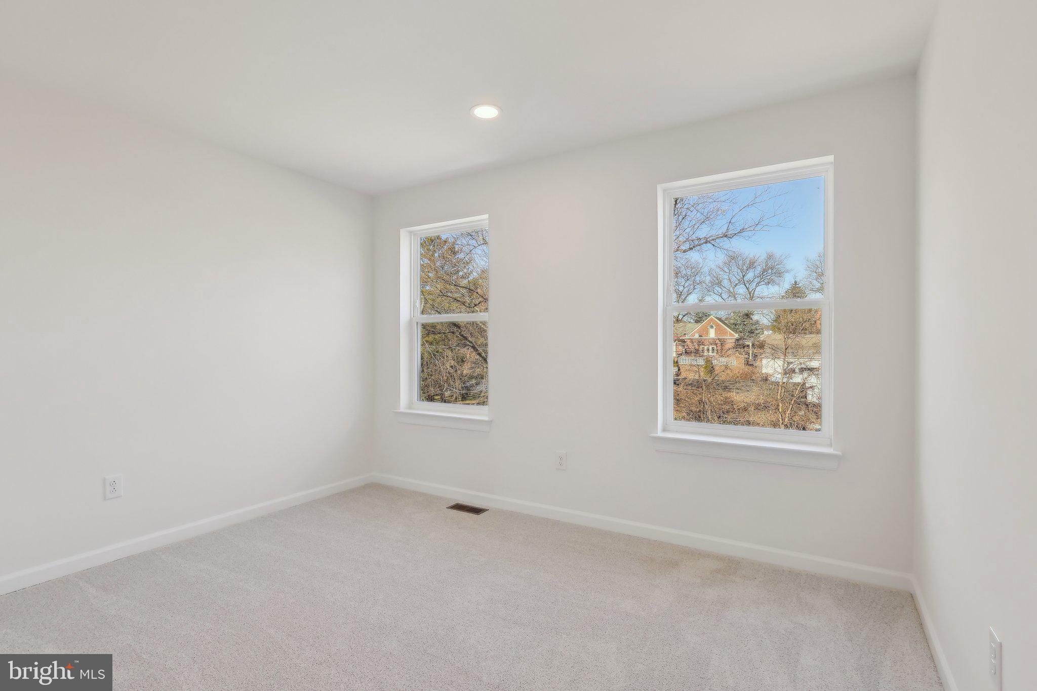 ARBOR PLACE - Residential