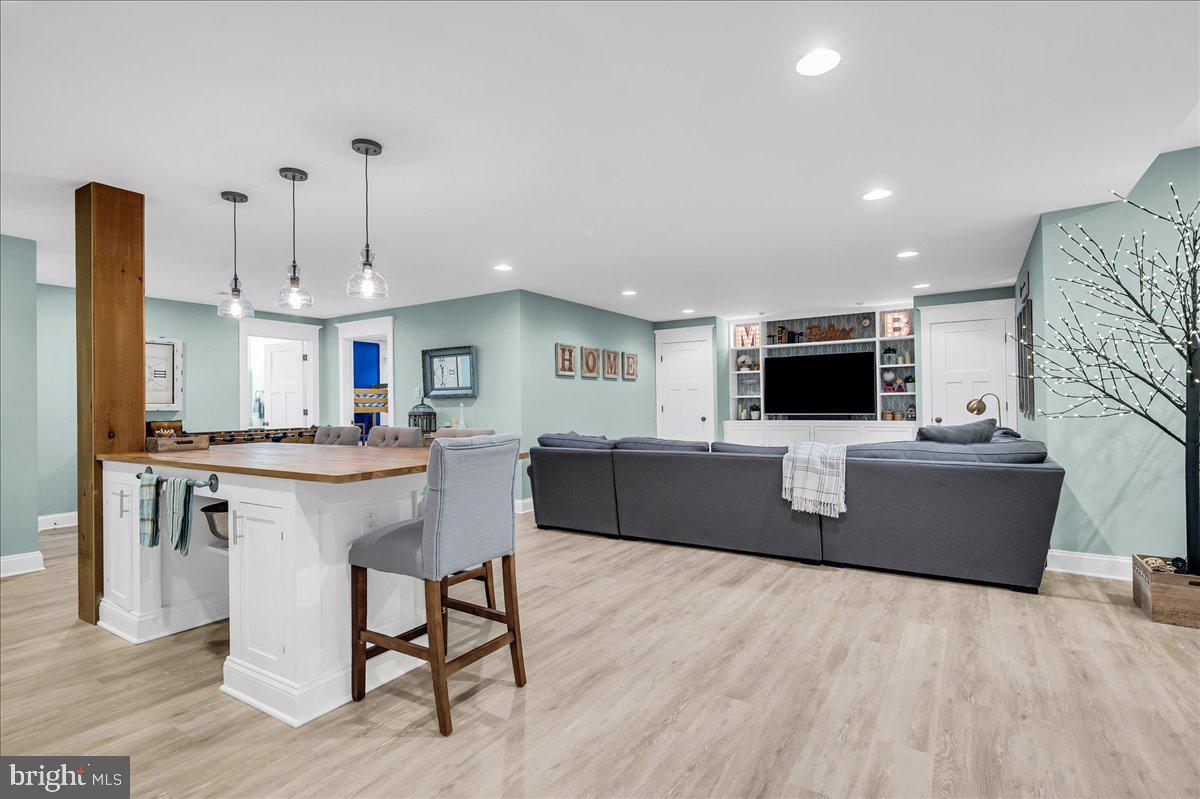 WILLOWDALE CROSSIN - Residential