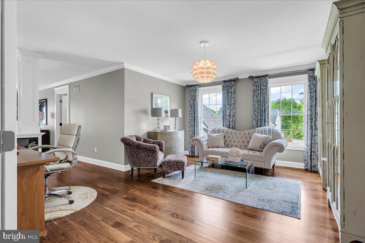 WILLOWDALE CROSSIN - Residential